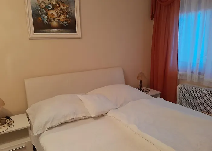 Ildiko Appertements Apartment