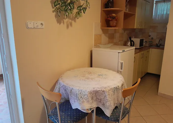 Ildiko Appertements Apartment